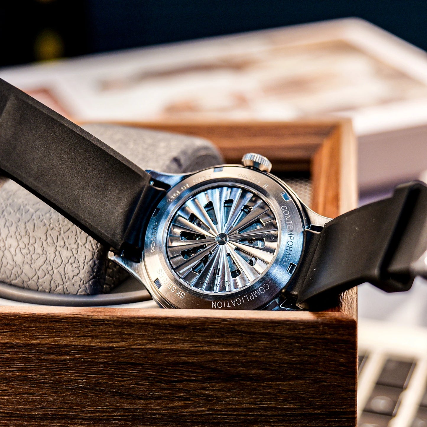 Super Luminous Trisome Planet Automatic Wristwatch