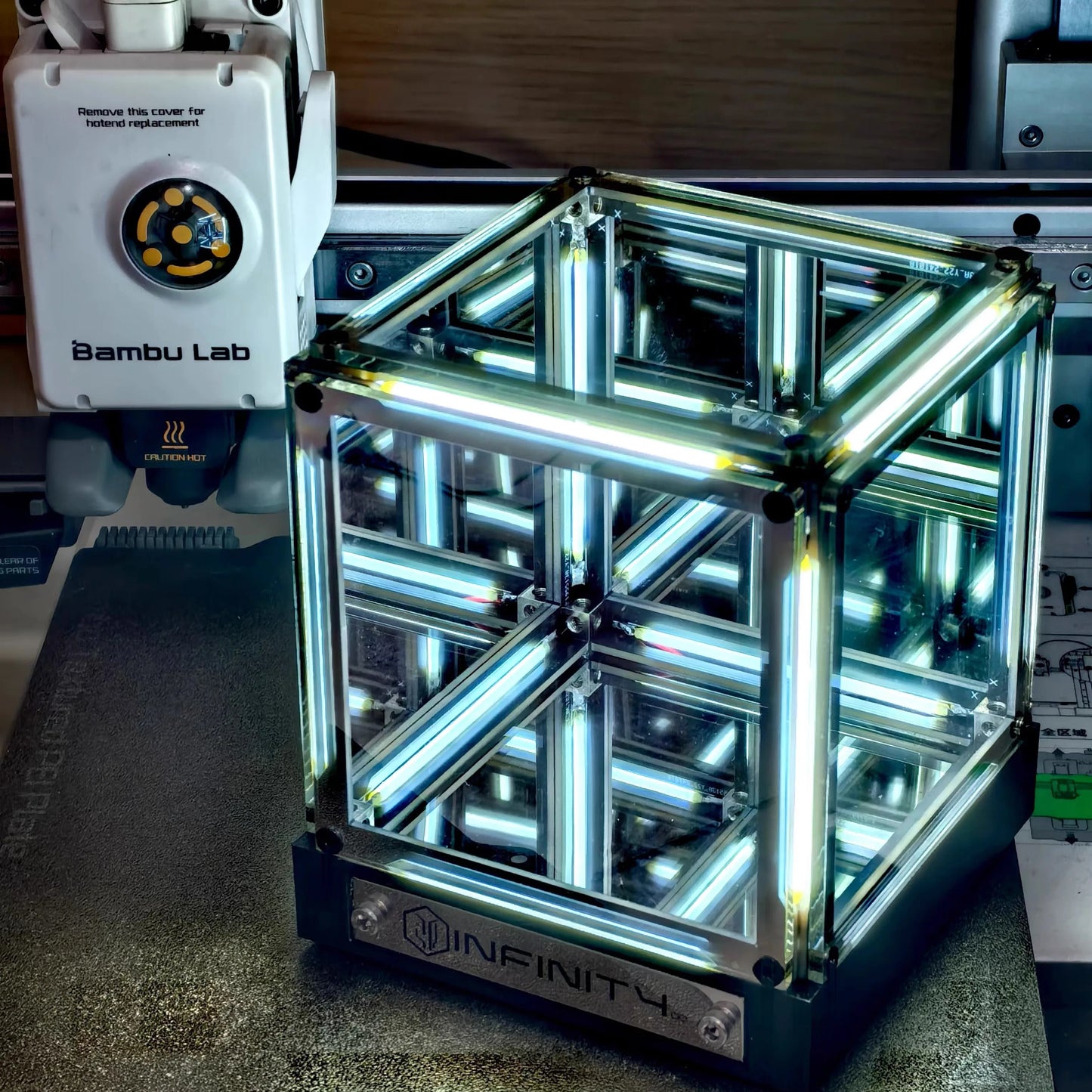 Electronic Desktop Light Cube