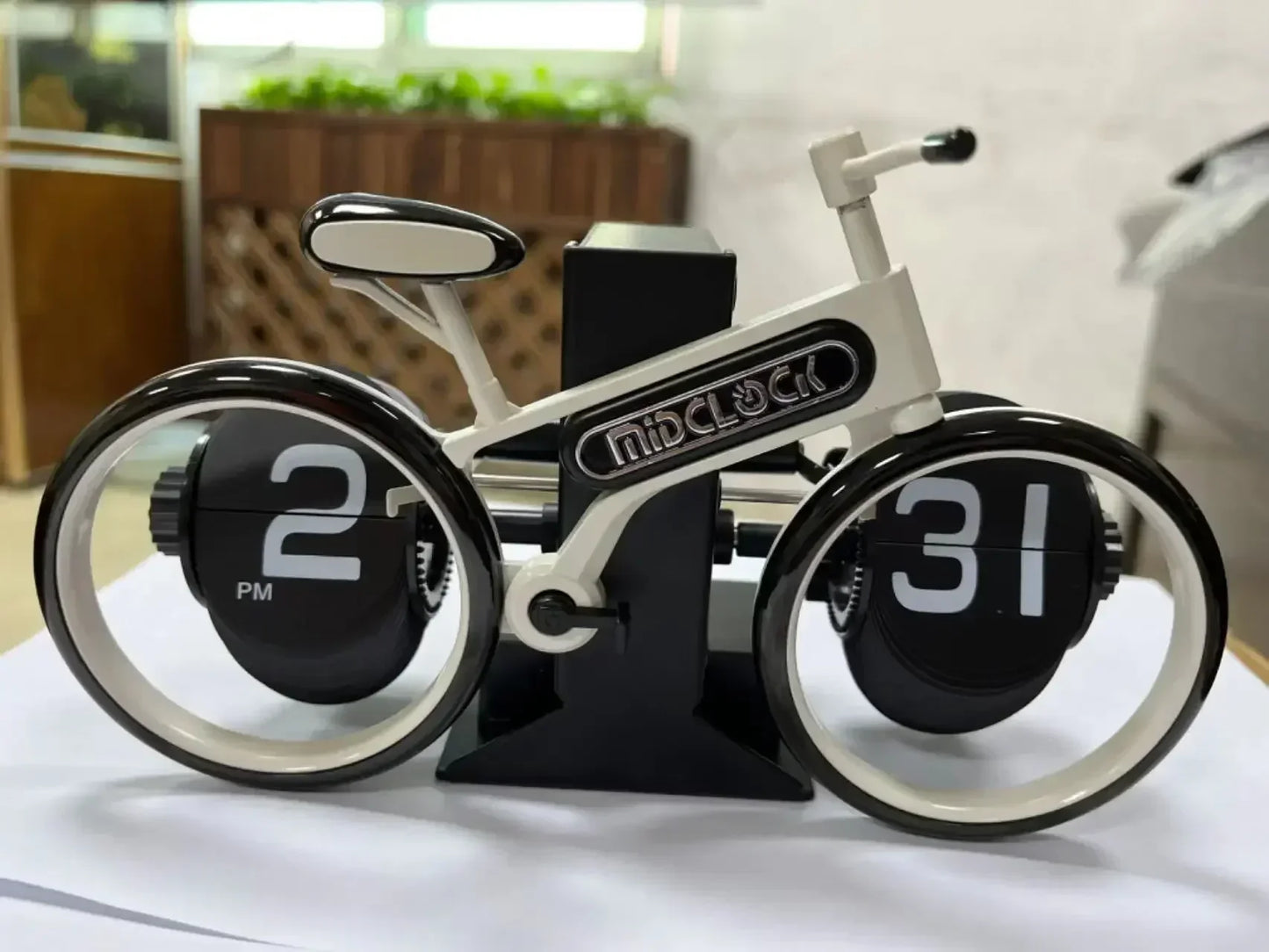 Bicycle Style Flip Clock